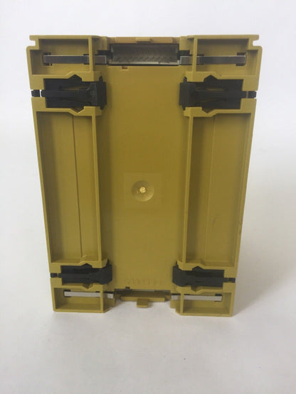 Pilz PNOZ M1P Safety Relay Base Unit VDC/6A 240VAC/6A