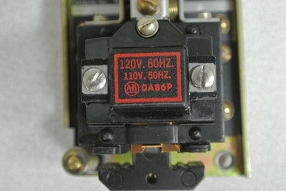 ALLEN-BRADLEY 700-BXL840A1 - AC RELAY TYPE BXL - 110/120V, 8-POLE - NEW SURPLUS