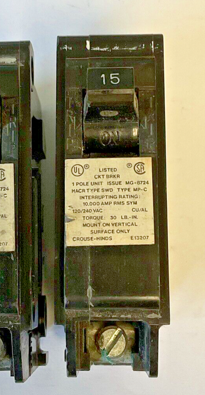 CROUSE-HINDS MP115 CIRCUIT BREAKER 15A 120/240VAC ***LOTOF2***