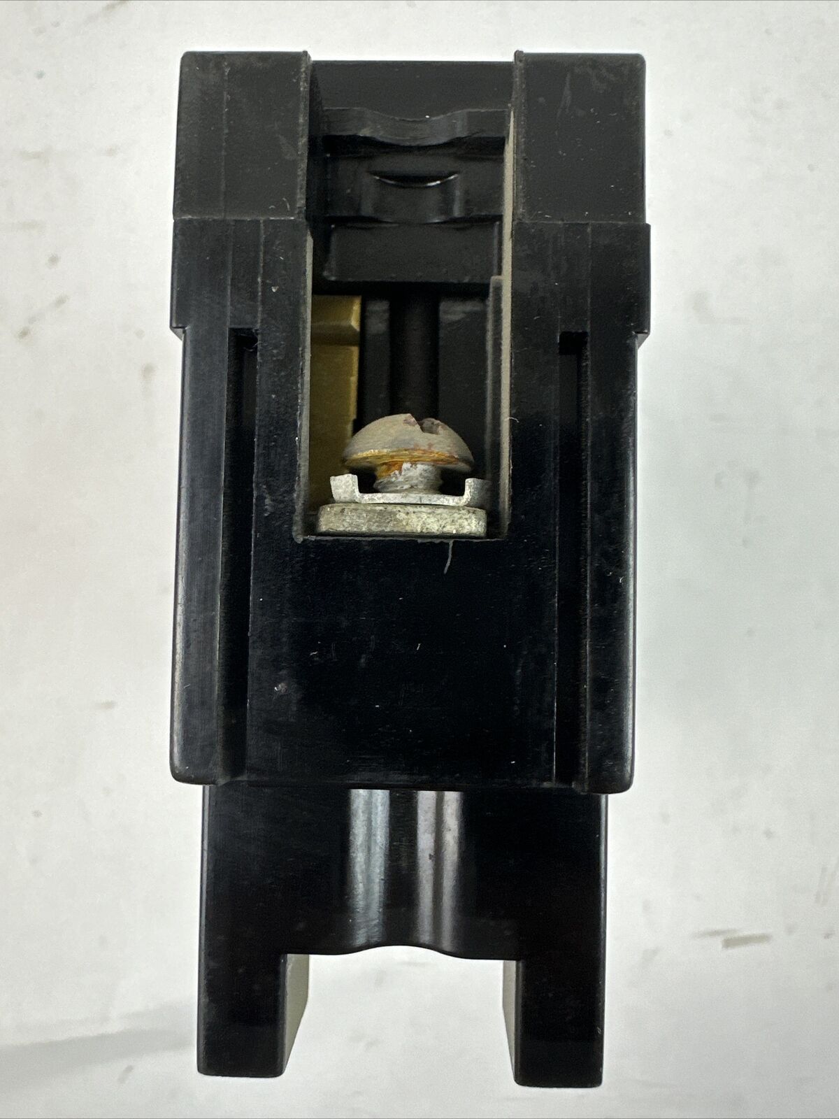 ITE EE1-H015 CIRCUIT BREAKER 15AMP 277VAC 1POLE