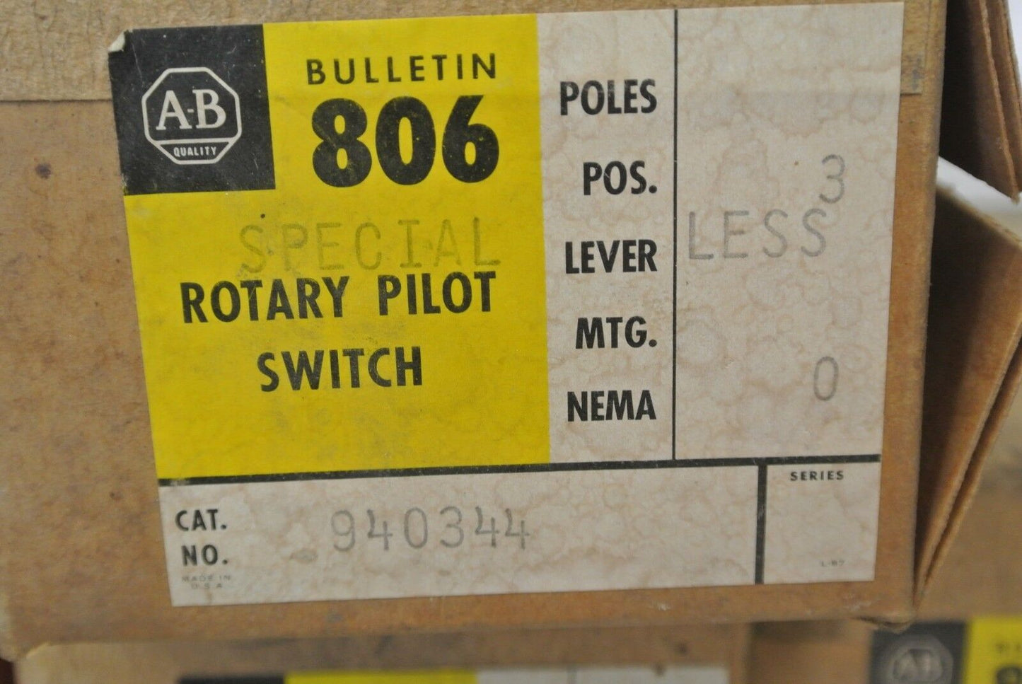 ALLEN-BRADLEY 806-940344 ROTARY PILOT SWITCH / NEW SURPLUS