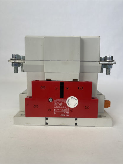 ALLEN BRADLEY 100S-D95EN22C CONTACTOR 600VAC 160A 75HP SER B 100S-D SER A