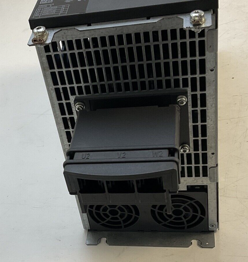 SIEMENS 6SL3120-1TE24-5AA3 SERVO DRIVE 600VDC 45A VER.D