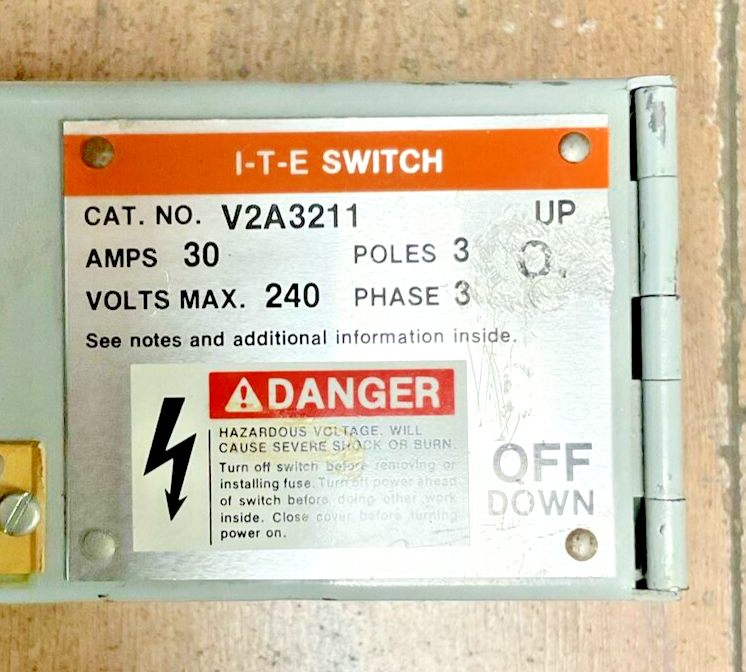 ITE V2A3211 TWIN PANELBOARD SWITCH 3POLE 3PH 30A 240V