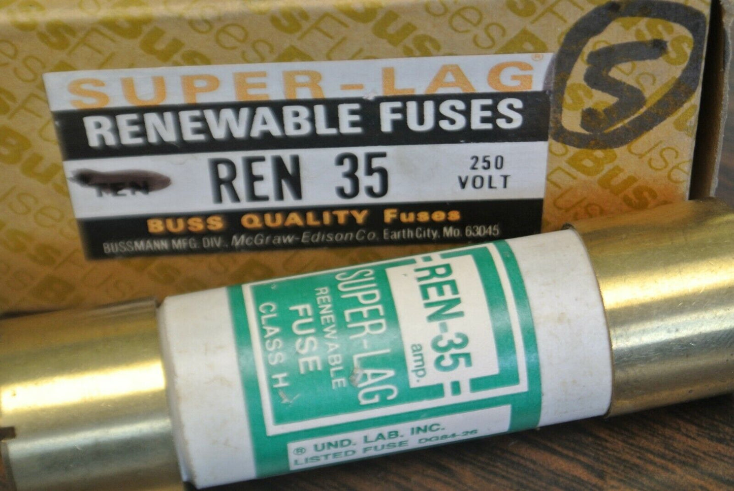 LOT of 5 BUSS REN35 CLASS H SUPER-LAG RENEWABLE FUSE / 35A / 250V / NEW SURPLUS