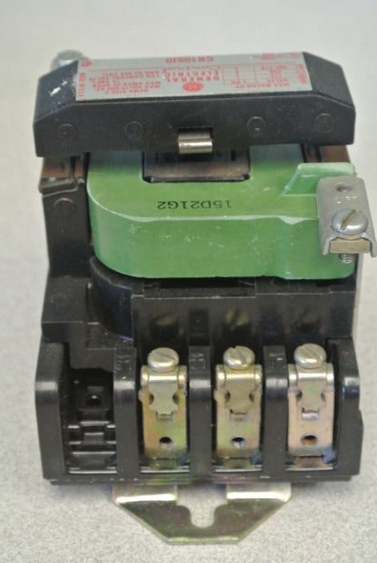 GENERAL ELECTRIC CR105J0 MAGNETIC CONTACTOR / 380V 50Hz, 440V 60Hz / NEW SURPLUS