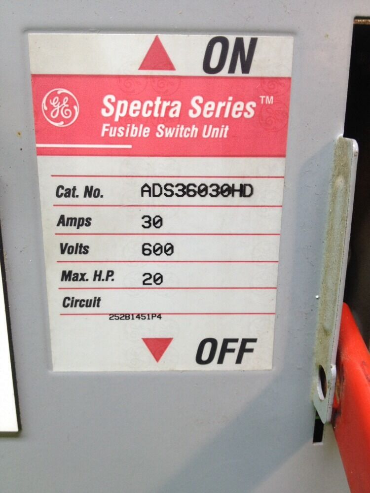 GE SPECTRA SERIES FUSIBLE PANELBOARD SWITCH 30 AMP 600V 3 POLE ADS36030HD