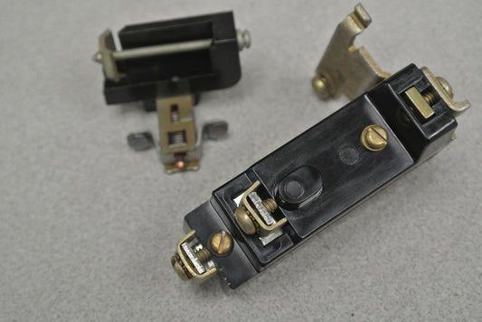 ALLEN-BRADLEY 700-N2 AUXILIARY CONTACT, RIGHT HAND / NEW SURPLUS