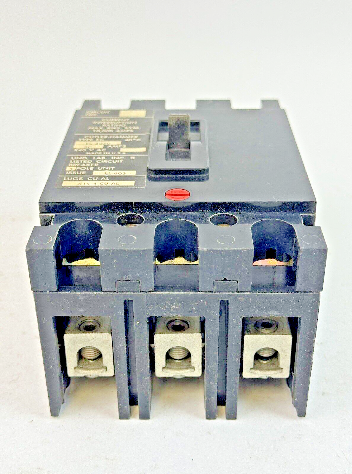 CUTLER-HAMMER - EC3050 - CIRCUIT BREAKER - 50 A, 240 VAC, 3 POLE - NEW OLD STOCK