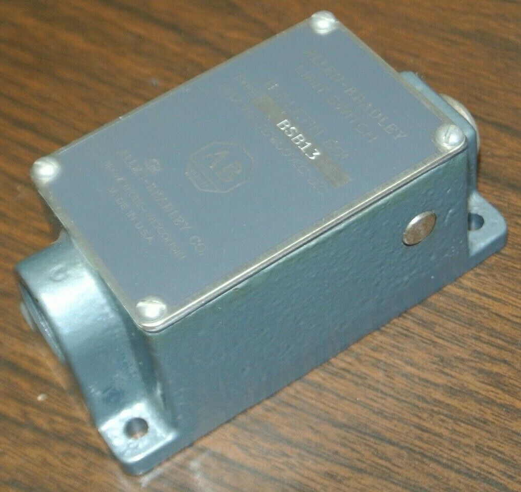 ALLEN-BRADLEY 801-BSB13 Ser. A / LIMIT SWITCH / 600V AC-DC / NEW SURPLUS