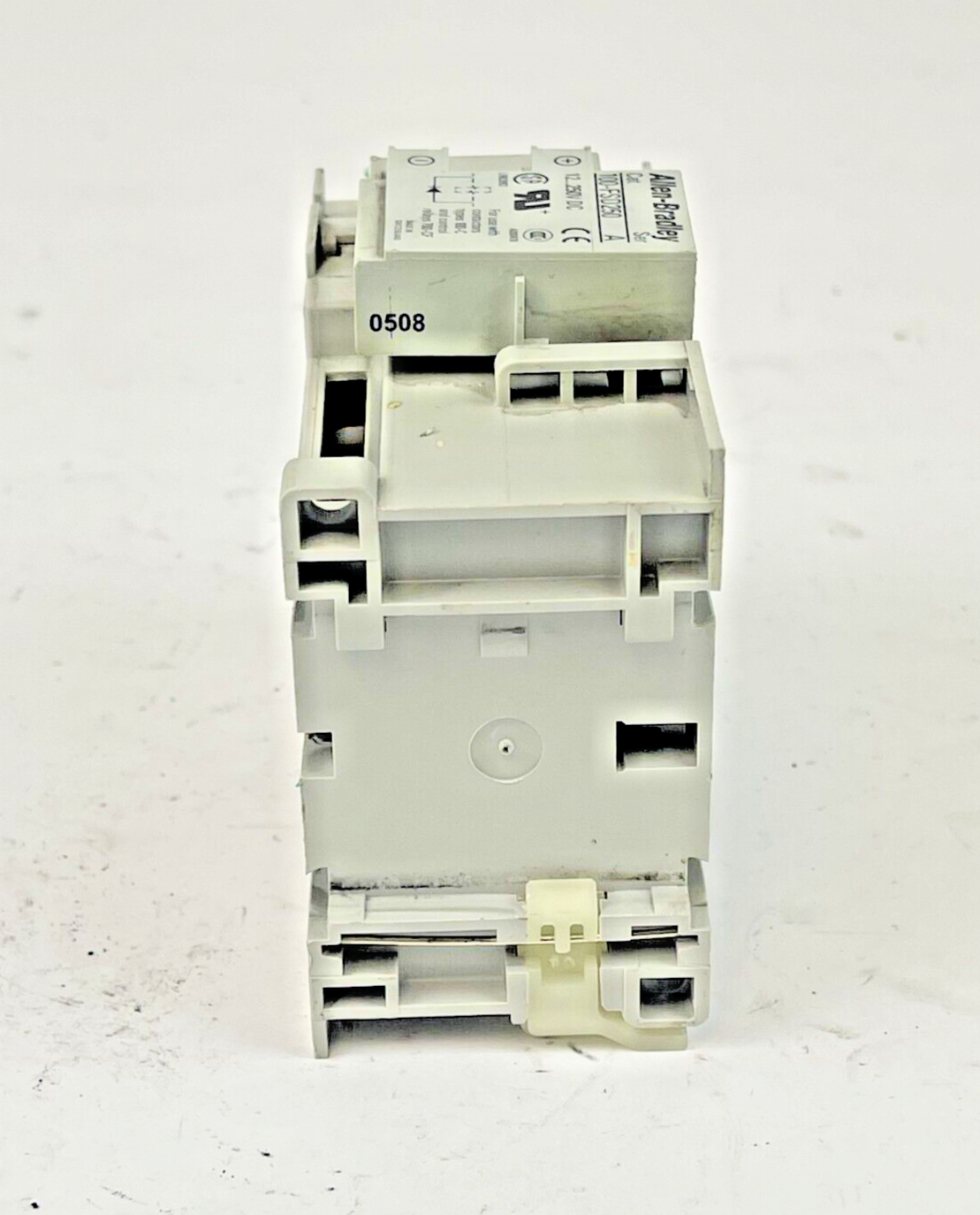 ALLEN BRADLEY - 700-CF310Z* SER. A 25VDC COIL - 100-S SER. B - 100-FSD250 SER. A
