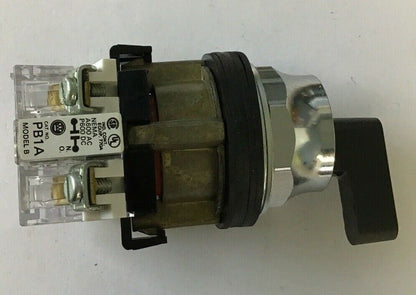 WESTINGHOUSE PB1JDG2AA SELECTOR SWITCH 2POS W/PB1A MOD.B