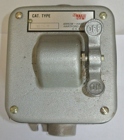 ARROW HART RL-21-W MANUAL STARTER, TOGGLE OPERATED - NEMA 4 WATER-TIGHT 115/230V