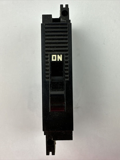 SQUARE D 992130 THERMAL MAGNETIC CIRCUIT BREAKER 125V 30AMP 1POLE TYPE ML