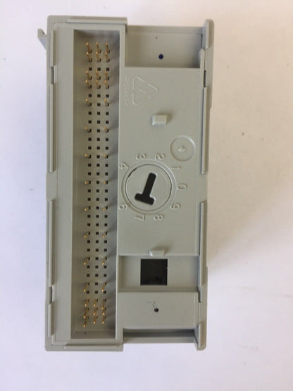 ALLEN BRADLEY 1794-OB16P SER A REV A02 F/W REV BLANK 24VDC SOURCE OUTPUT