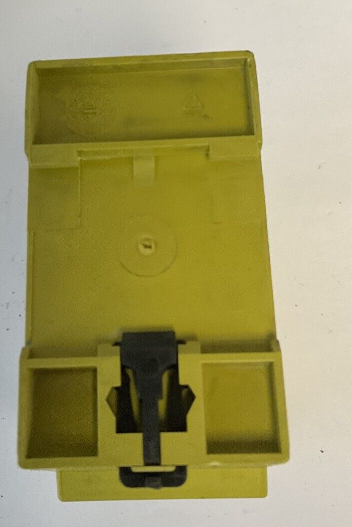 PILZ P2HZ X1 SAFETY RELAY 24VDC 3N/O 1N/C