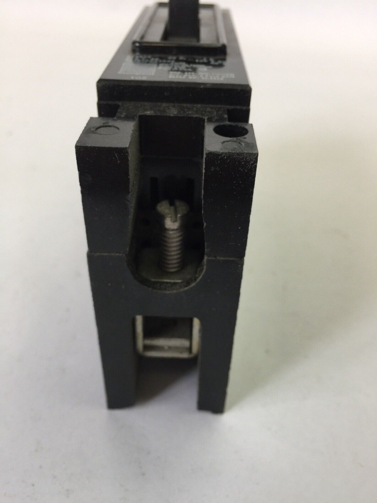 WESTINGHOUSE EB1040 CIRCUIT BREAKER 40AMP 1POLE 120/240VAC 125VDC 4990D03G07