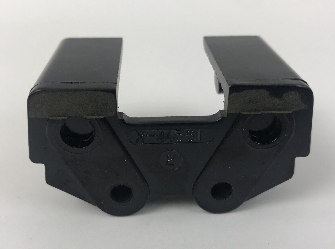 ALLEN BRADLEY X-44561 CONTACT BASE, NEW, X44561