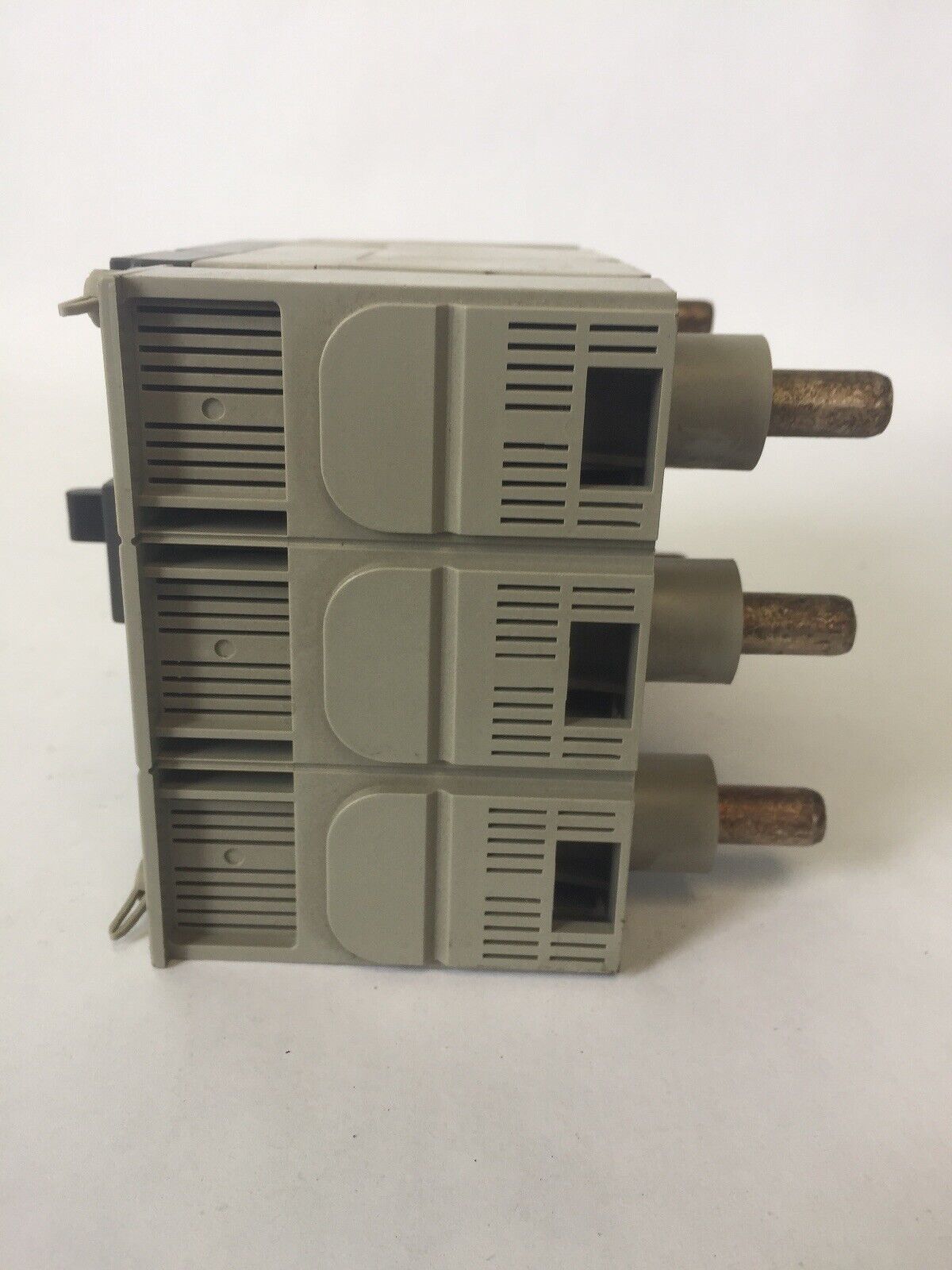 MERLIN GERIN NSF150N CIRCUIT BREAKER 100A 600Y/347V 50/60HZ 3 POLE