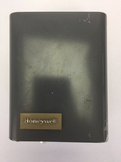HONEYWELL R182C 1051 SWITCHING RELAY 120V 50-60CY TYPE R182B & C 44.4AMP