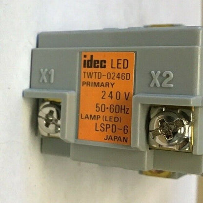 IDEC AVLD324611DN-R PUSH BUTTON 120-600VAC 110-600VDC 10A