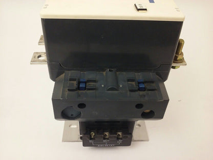TELEMECANIQUE LC1F330 CONTACTOR,3PH,600VAC, 370A, 250HP, 120/127V 40/400HZ COIL