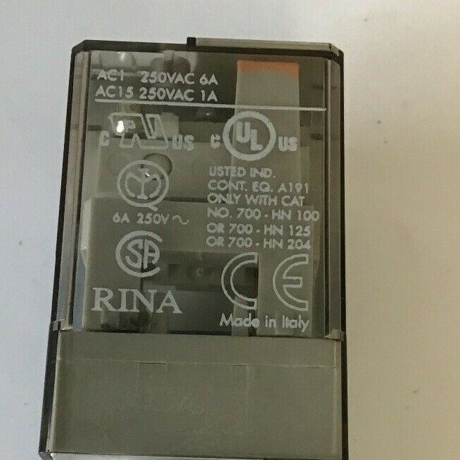 ALLEN BRADLEY 700-HAX2Z24  RELAY 24VDC 250VAC 6A W/ 700-HN125 BASE ***LOTOF4***