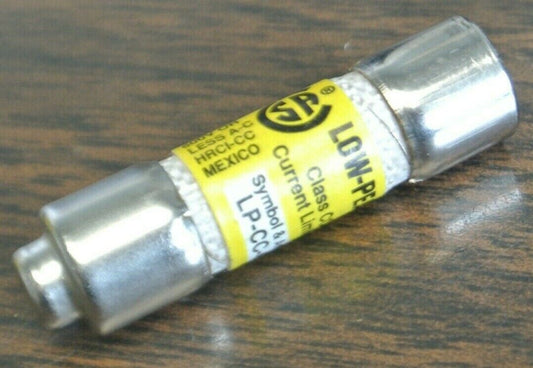 BUSS LP-CC-4 LOW-PEAK CLASS CC FUSE / 4A / 600VAC / NEW SURPLUS