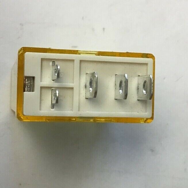 IDEC RH1B-U RELAY 120VAC ***LOTOF6***