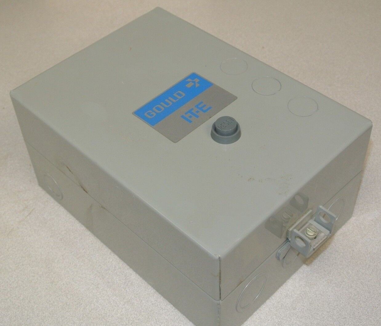 I-T-E A202AC121 / MOTOR CONTROL AC STARTER / SIZE 00 / 110120V / NEW SURPLUS