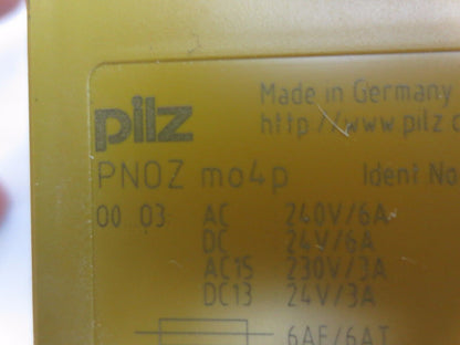 PILZ PNOZ mo4p  773536  SAFETY RELAY OUTPUT MODULE 240VAC, 6A / 24V, 6A LOT of 2