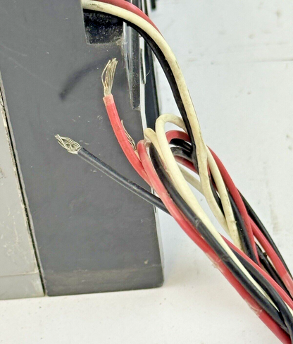 SIEMENS - JXD62S400A - SWITCH W/ A01JLDLV LOW VOLT AUX SWITCH 2 POLE/400A/600VAC