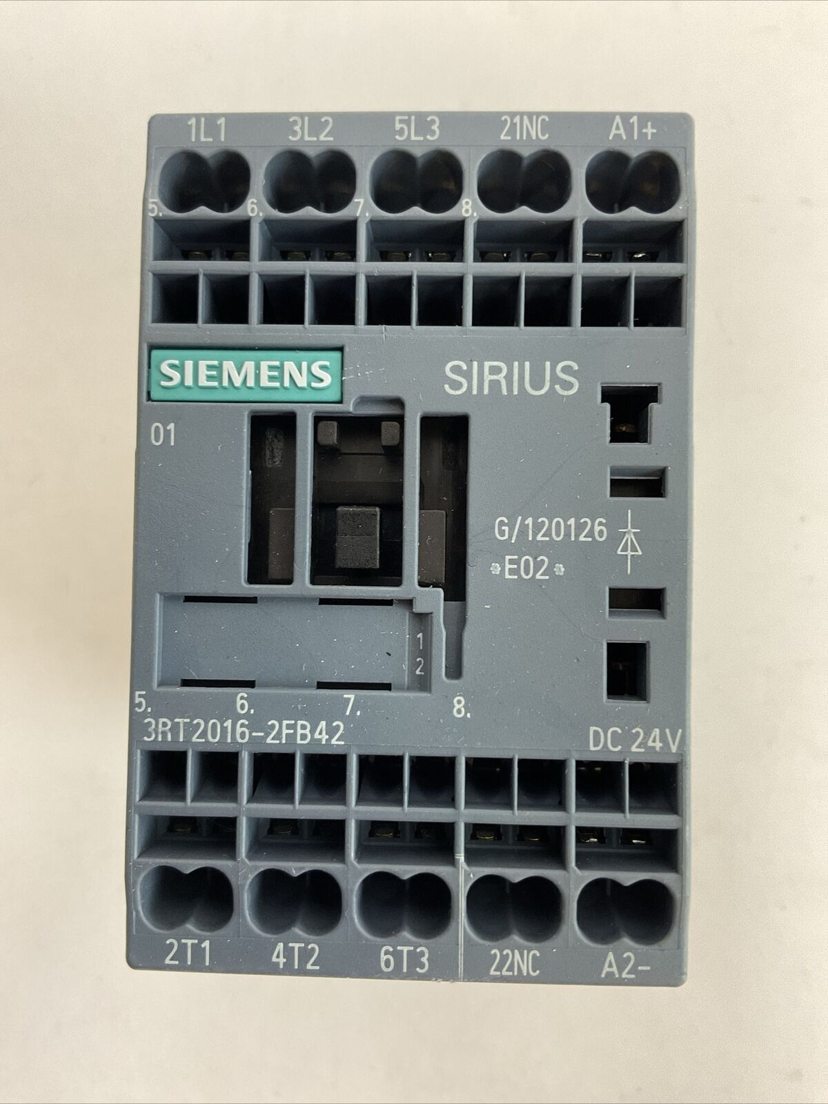 SIEMENS 3RT2016-2FB42 CONTACTOR 20A 600VAC 3PH 7.5HP COIL 24VDC