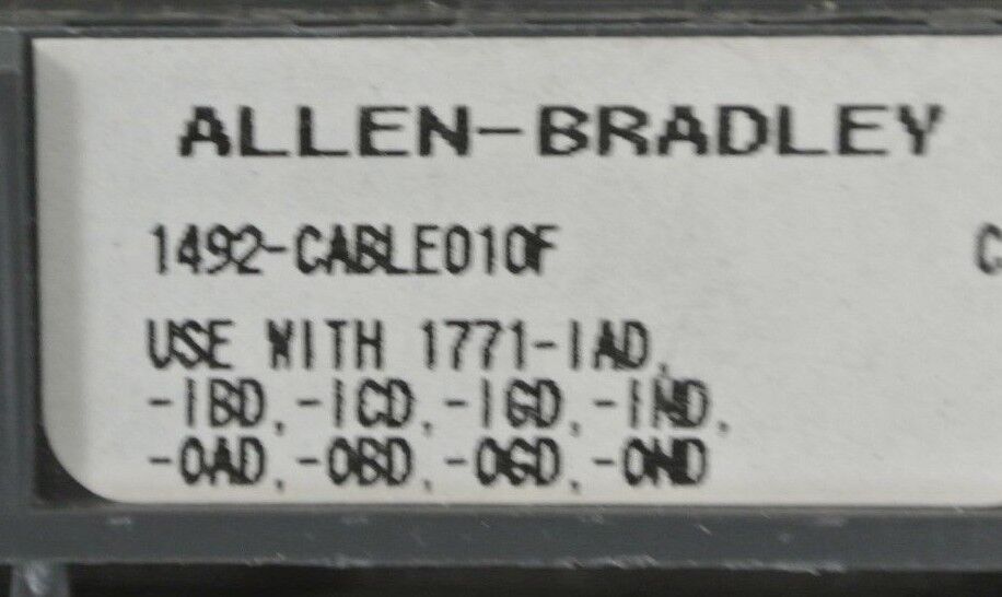 ALLEN-BRADLEY1492-CABLE010F / PRE-WIRED CABLE for 1771 DIGITAL I/O / 1m LONG