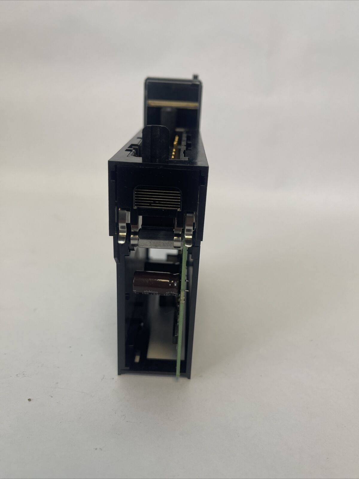 ALLEN BRADLEY 1756-OB16E DC DEFUSED OUT 16PT 24VDC CAT REV H01 SER A F/W REV 2.4