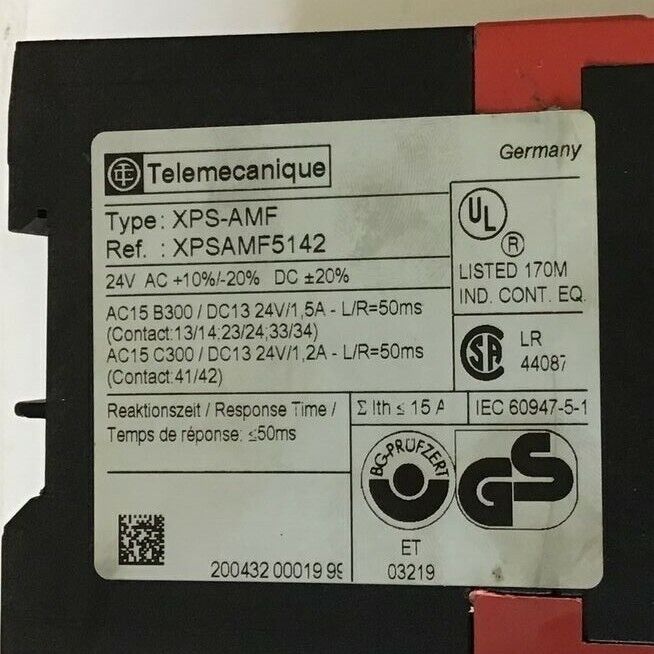 TELEMECANIQUE XPS-AMF 24V SAFETY RELAY