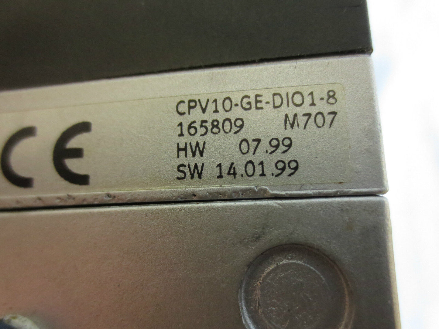 FESTO CPV10-GE-DIO1-8 & HW 0697 PNEUMATIC VALVE BLOCK & INTERBUS