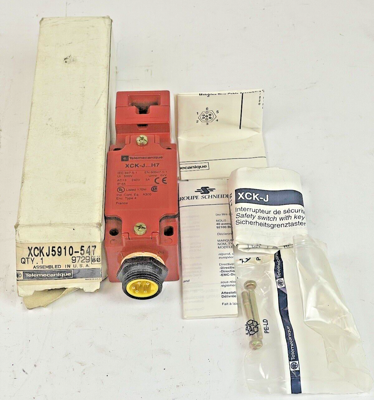 TELEMECANIQUE - XCK-J5910H7 - LIMIT SWITCH - 240 VAC, 3A - XCKJ5910-547