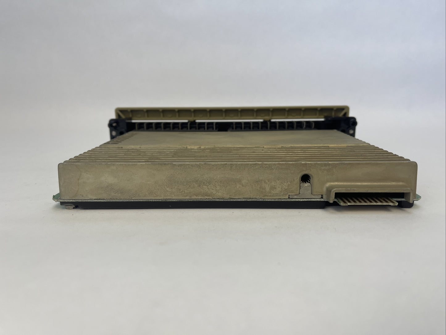 GOULD AS-B804-016 OUTPUT MODULE REV M 115VAC 16PT
