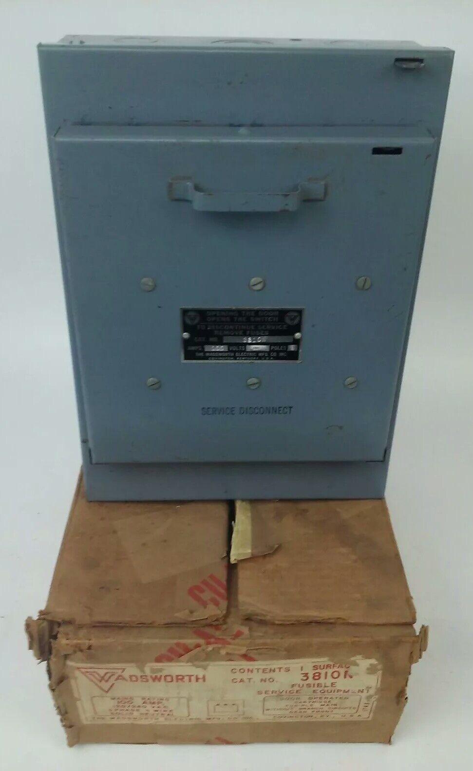 WADSWORTH 3810N FUSIBLE SERVICE DISCONNECT 3PH 4 WIRE 100A 120/240VAC