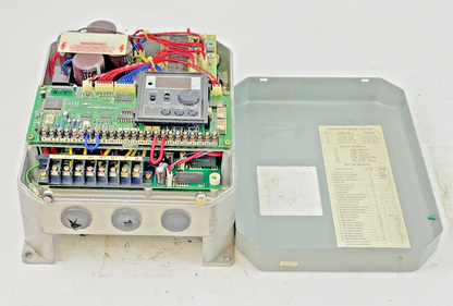 ALLEN BRADLEY - 1333-YAB SERIES B ADJUSTABLE FREQUENCY AC DRIVE 3.6kVA 460V 3PH