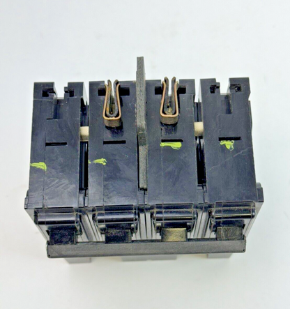 GOULD - Q2125B - PARALLEL PLUG-IN CIRCUIT BREAKER - 2 POLE/ 125A/ 240 VAC