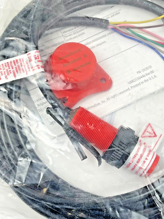 ALLEN BRADLEY - 440N-Z21S26A - SENSAGUARD - NON-CONTACT SWITCH - 24V - 8 PIN