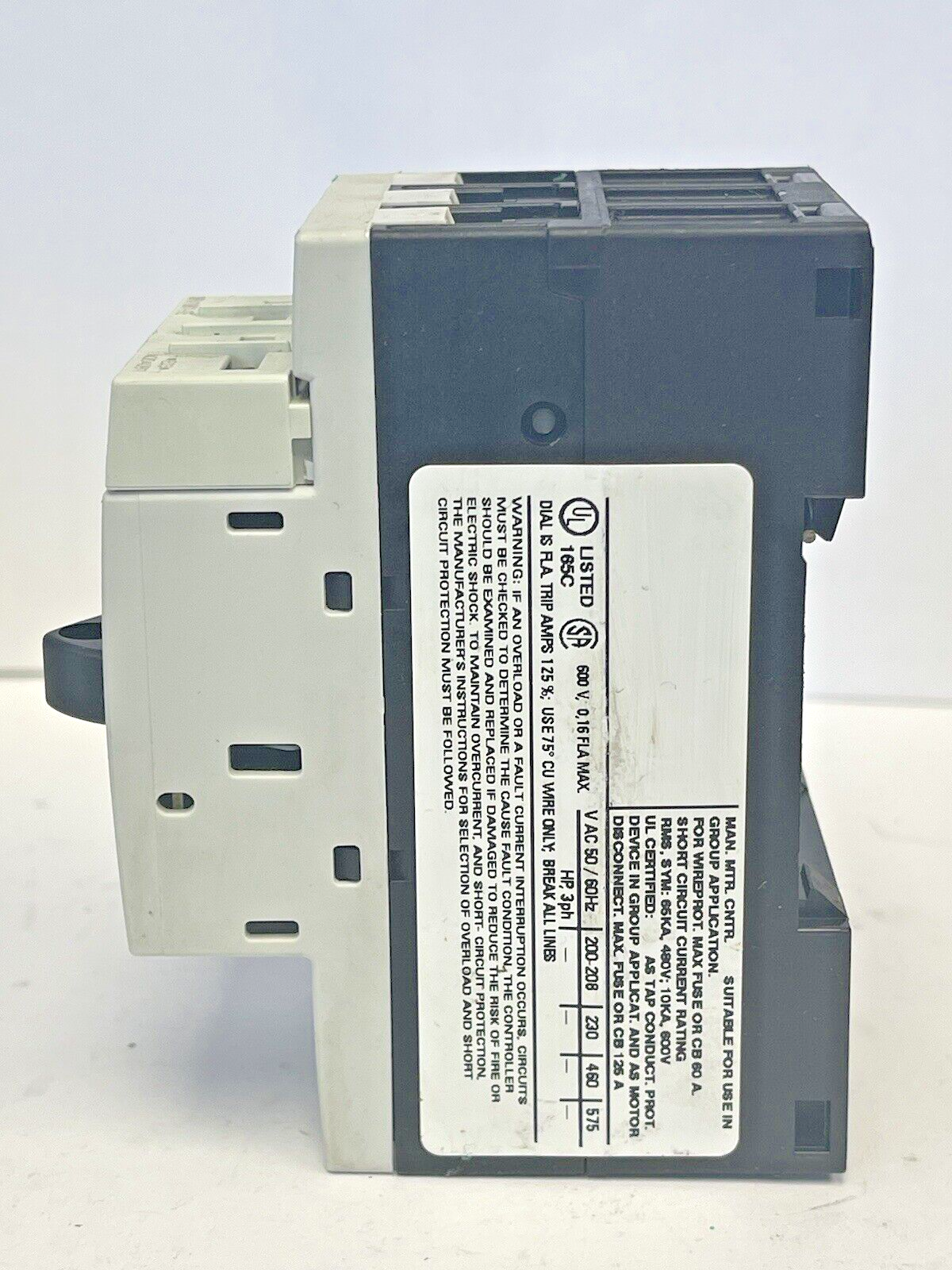 SIEMENS - 3RV1011-0AA10 & 3RV1901-1E-CIRCUIT BREAKER W/ SWITCH TRANSVERSE