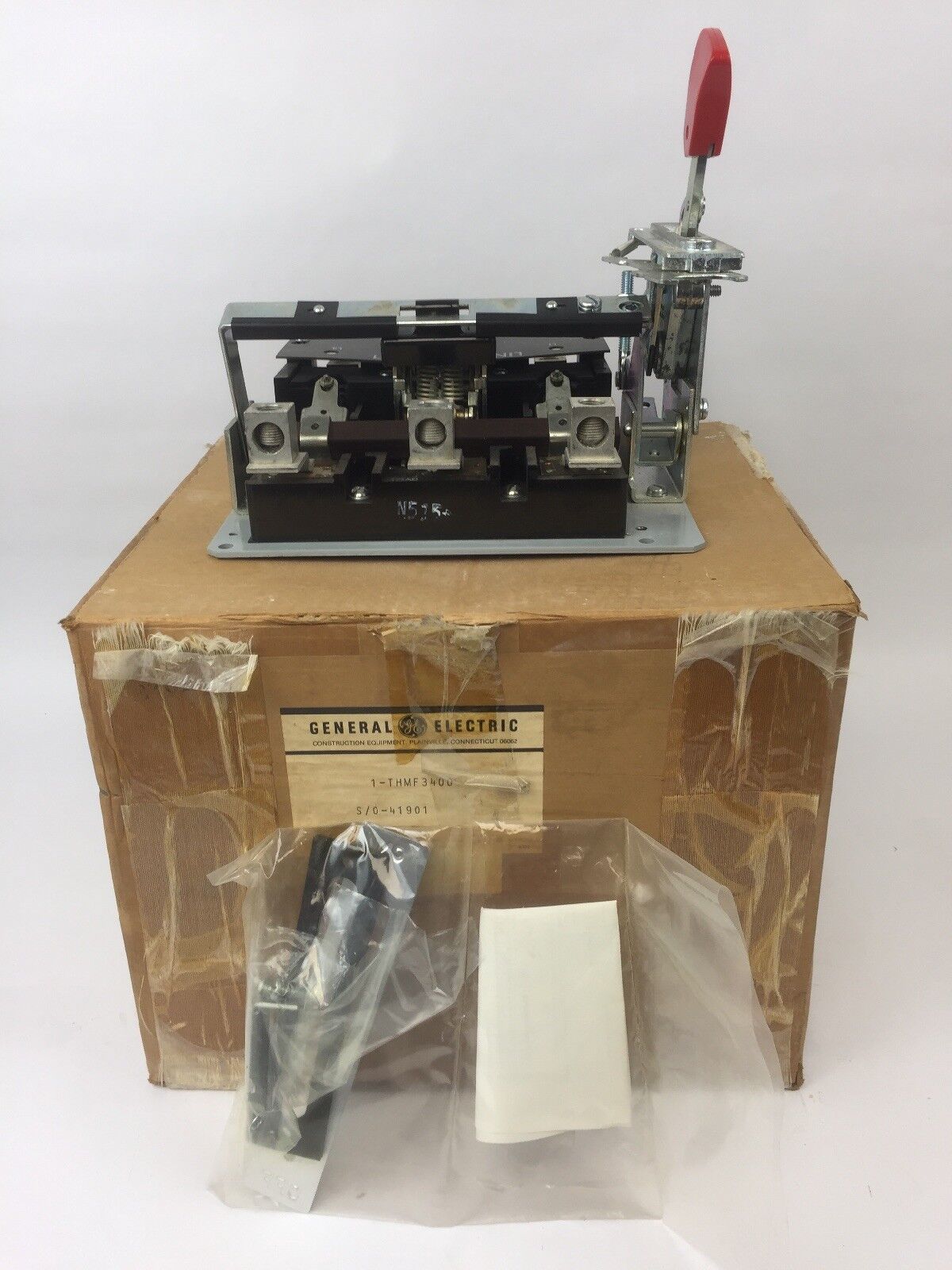 GE THMF3400 DISCONNECT SWITCH 3 POLE