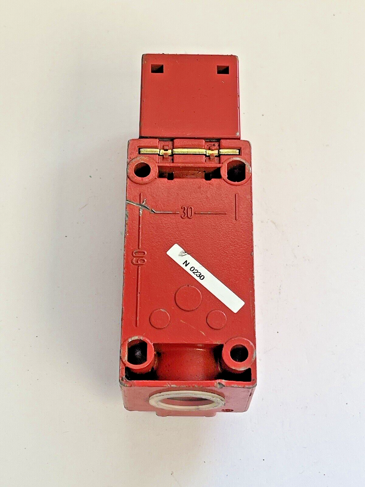 TELEMECANIQUE - XCS-A703 - LIMIT SWITCH - 240 VAC, 3A