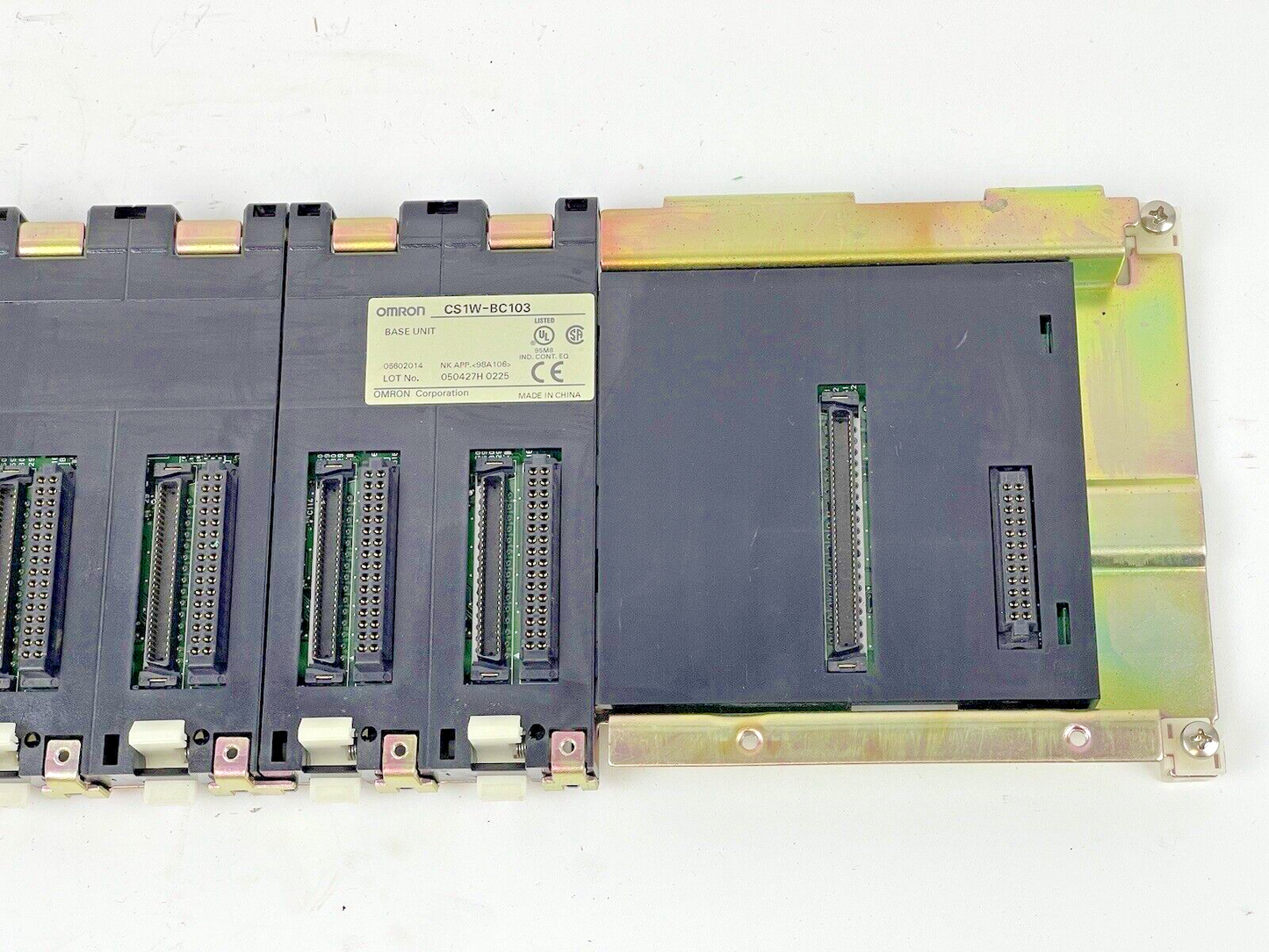 OMRON - CS1W-BC103 -  CPU BACKPLANE WITH 10 I/O SLOTS - 10 SLOT BASE UNIT
