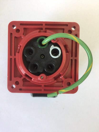 HUBBELL 532R6W PIN & SLEEVE WATERTIGHT RECEPTACLE 32A 220/380VAC 240/415VAC 4P