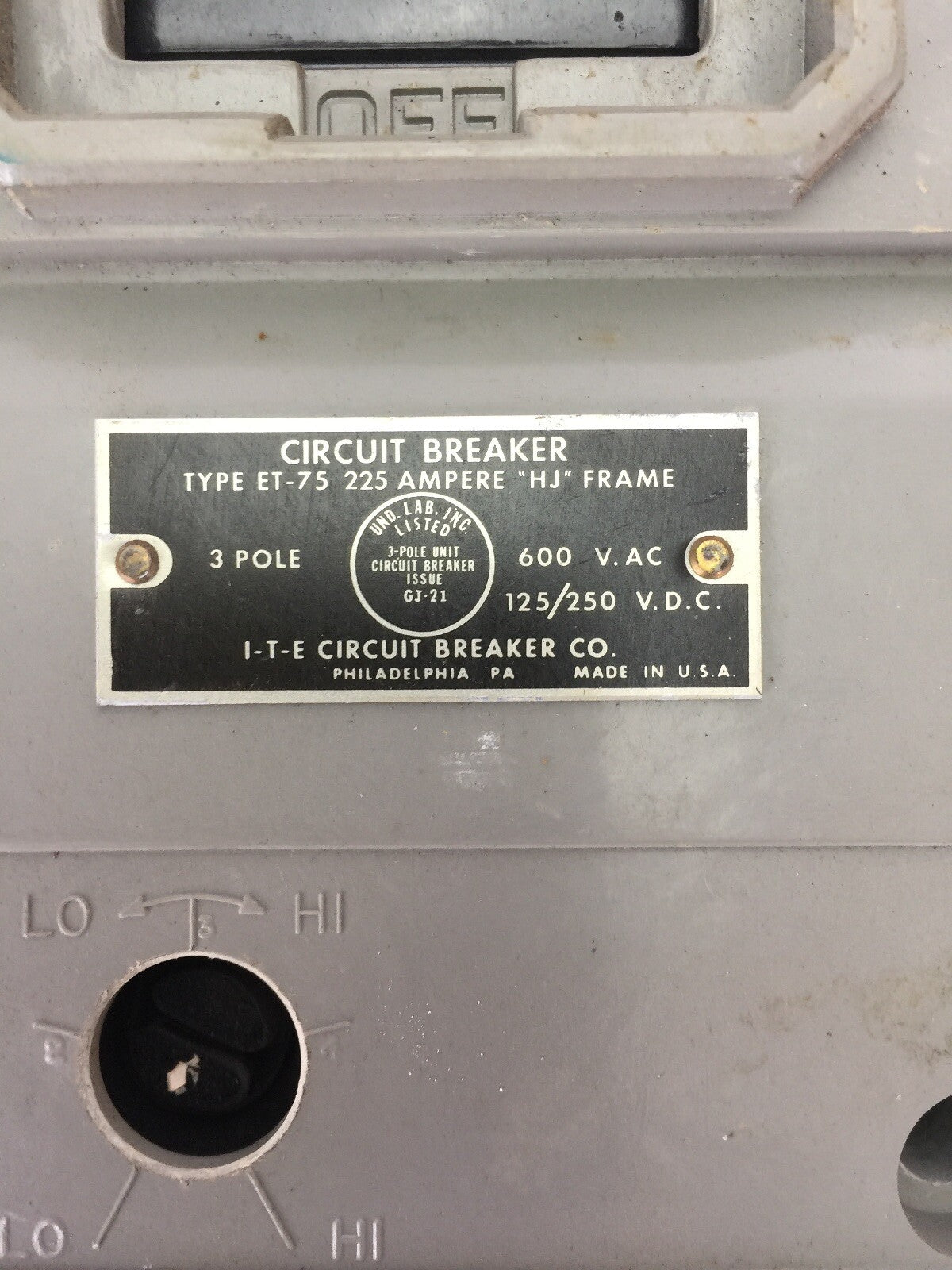 ITE CIRCUIT BREAKER TYPE ET-75 225AMP HJ FRAME 600VAC 125/250VDC 3P ADJ MAG TRIP