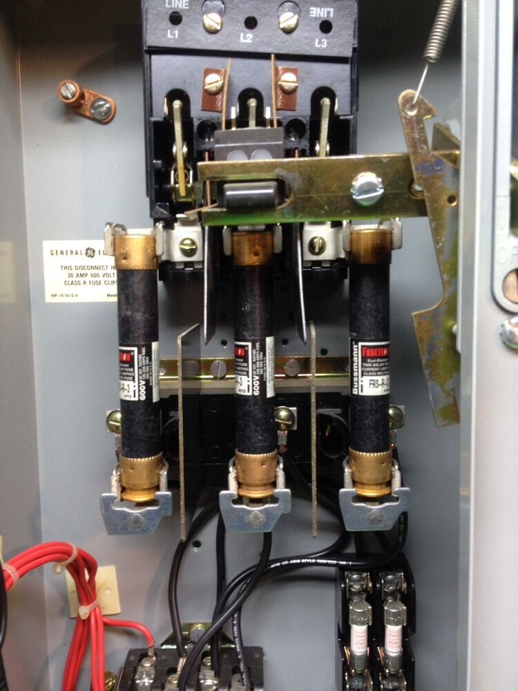 GE 300- LINE CONTROL SIZE ONE COMBINATION STARTER CR308